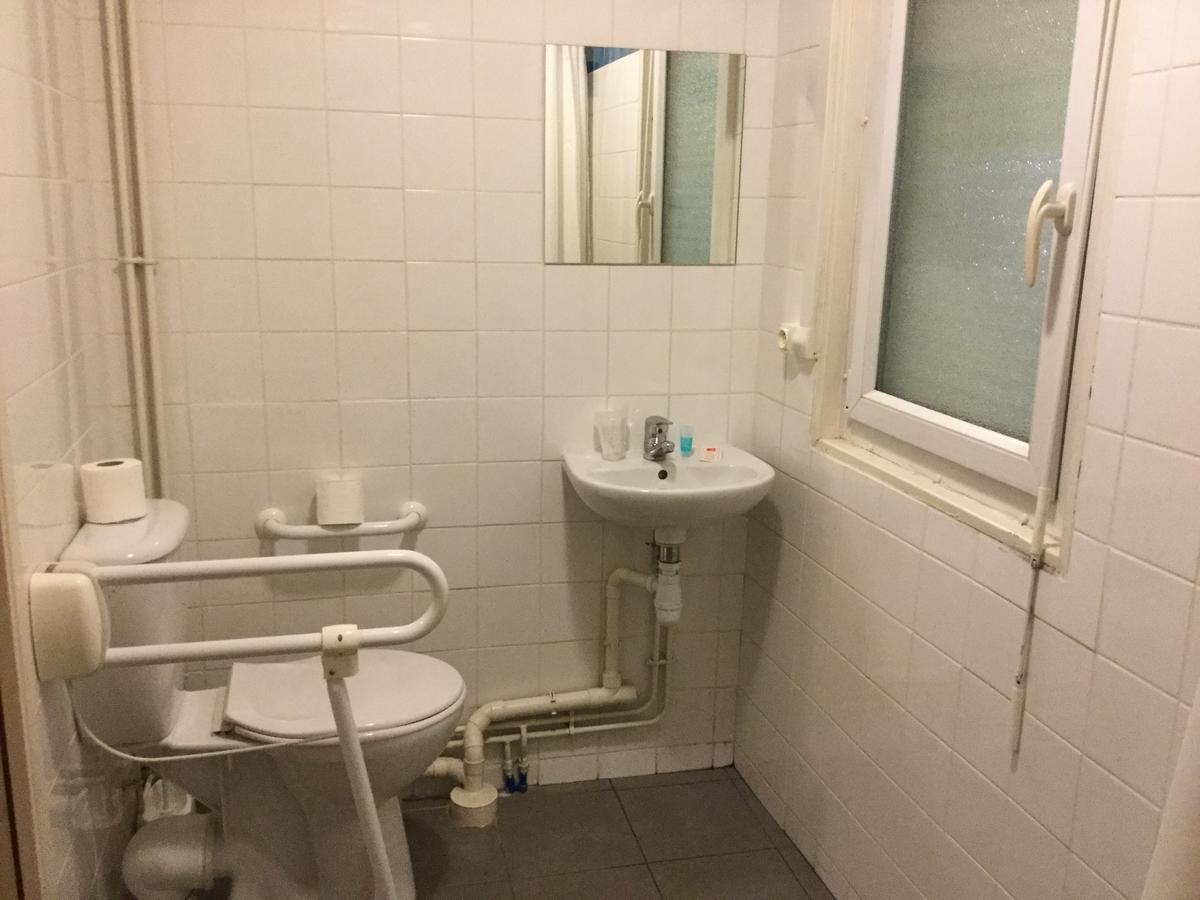 Be Myhotel Evreux Luaran gambar